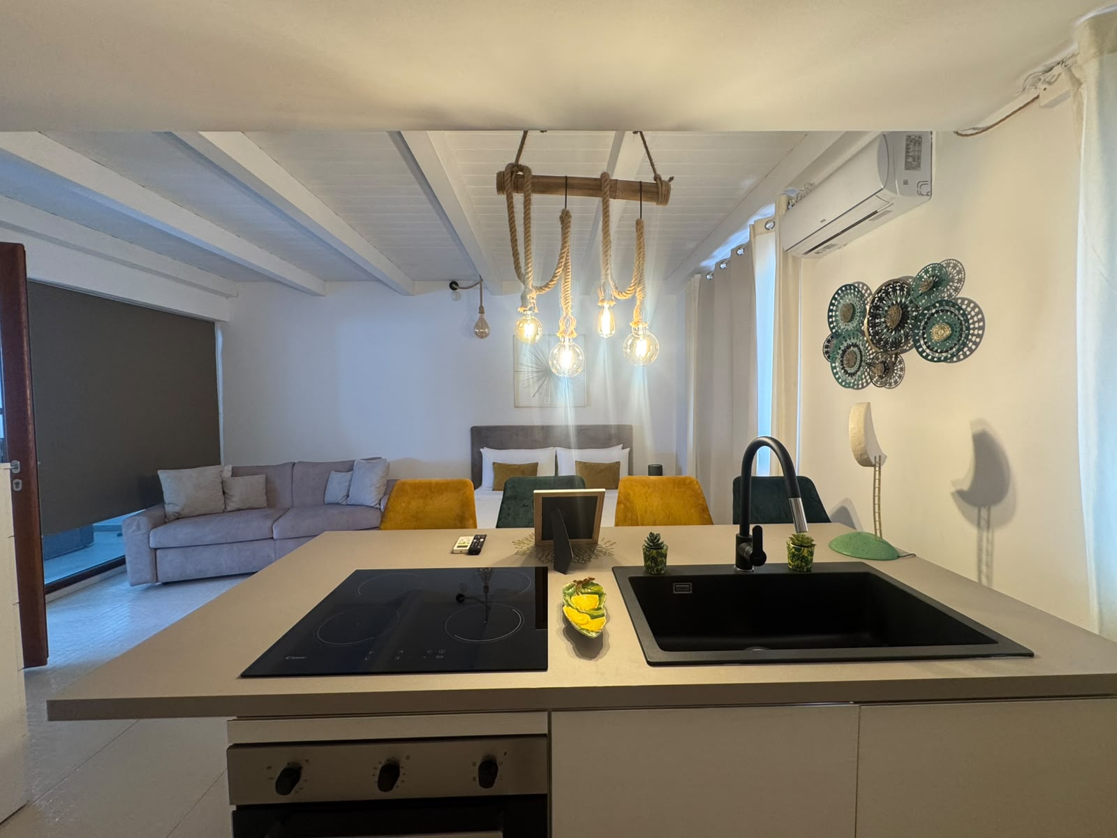 SANTO SPIRITO - APPARTAMENTO DI 2 VANI + ACC. IN LOCAZIONE